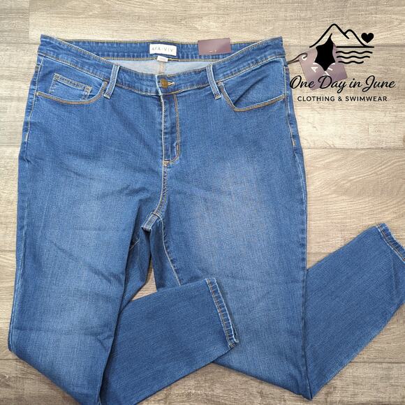 Ava Viv Denim - Ava Viv Plus Size Skinny Jeans Size 18W